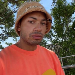 Meet your Posher, Cameron